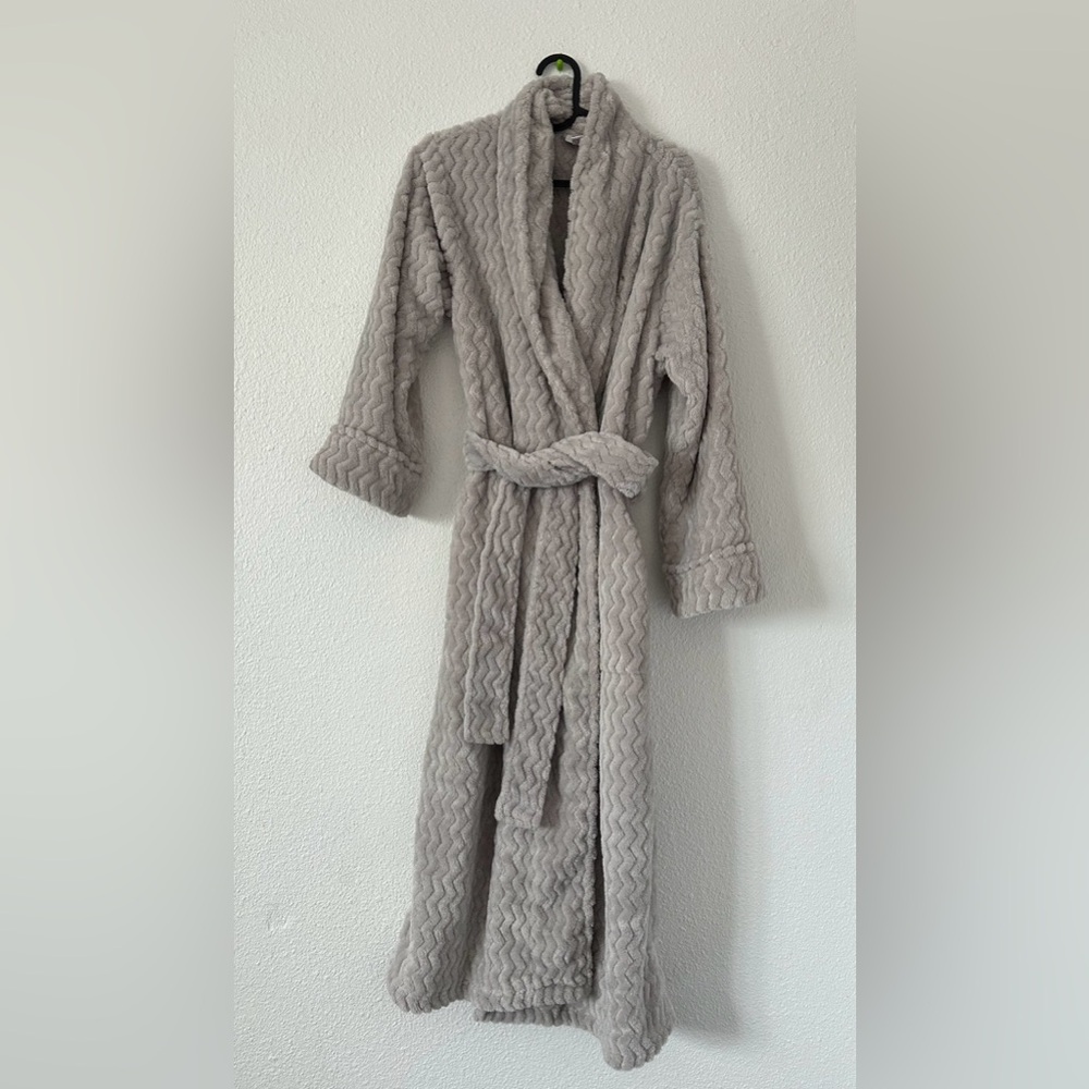 Natori Plush Geo Robe One Size - image 5